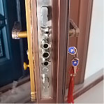 自動旋轉防爆鎖